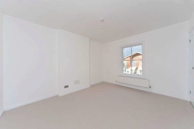  Image of 2 bedroom Semi-Detached house for sale in Purewell Christchurch BH23 at Purewell  Christchurch, BH23 1EJ